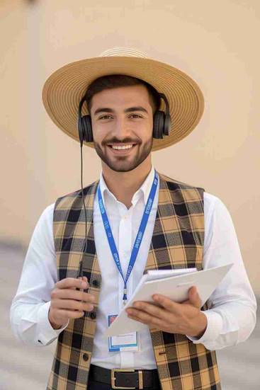 تورلیدر با هدوفون برای مدیریت تور